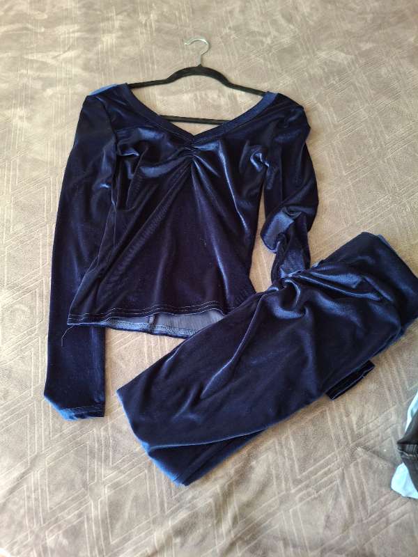 La Crema Blue Velvet Set