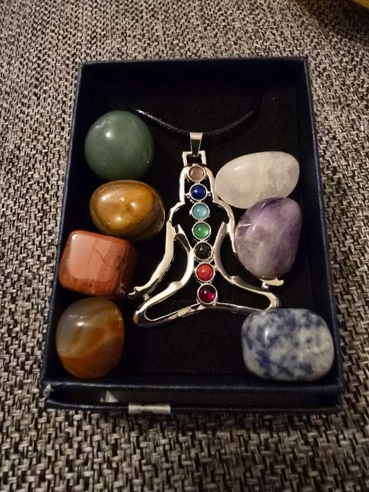 Orkusteina hálsmen og steinar