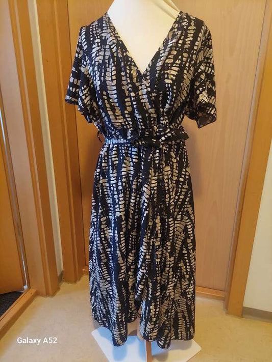 Kjóll svartur m/beige