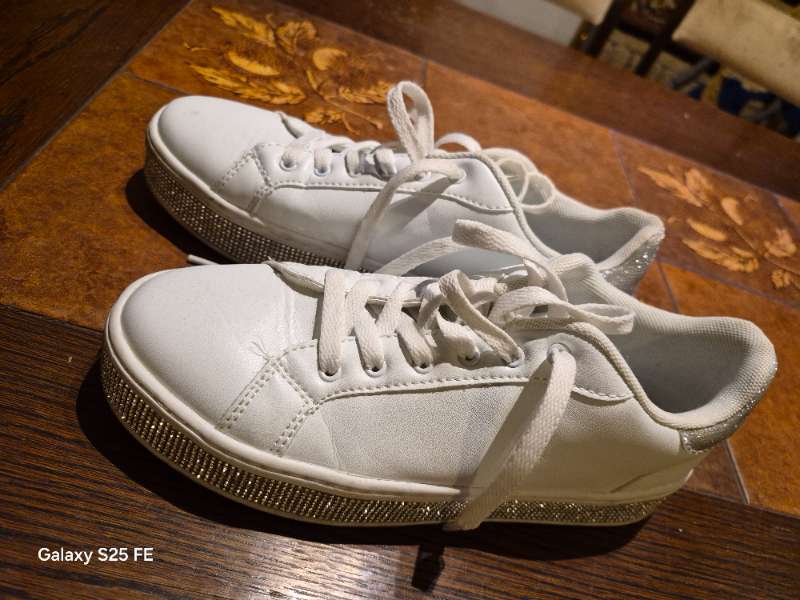 Skór hvítir/silfur