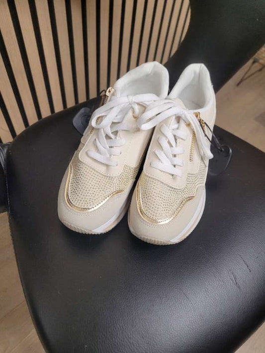 Strigaskór NÝTT St 38