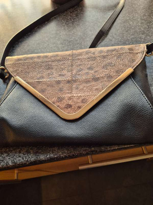 Leðurveski frá Gyðju