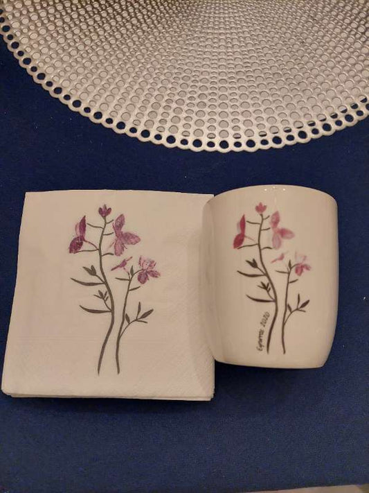 Bolli,servíettur  Eyrarrós 2020