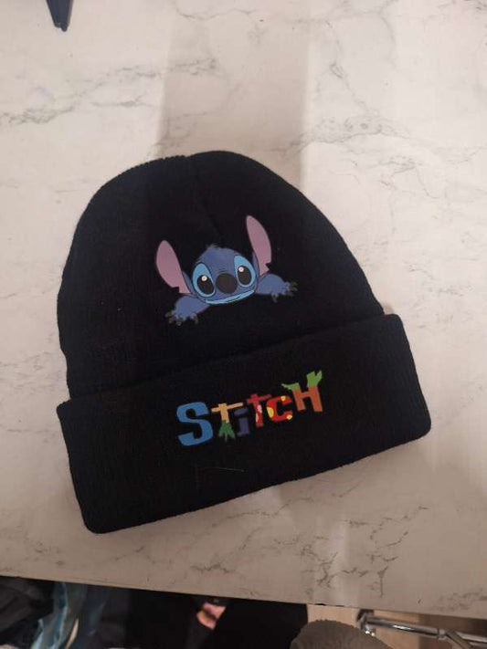Stitch húfa