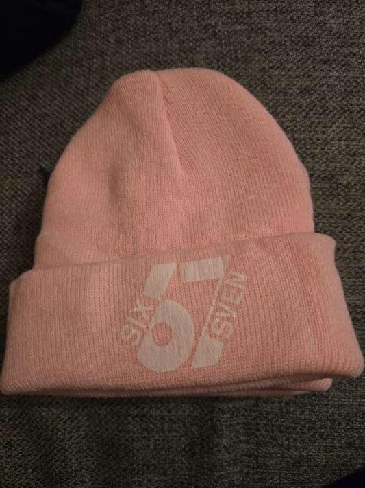 Six Seven bleik h