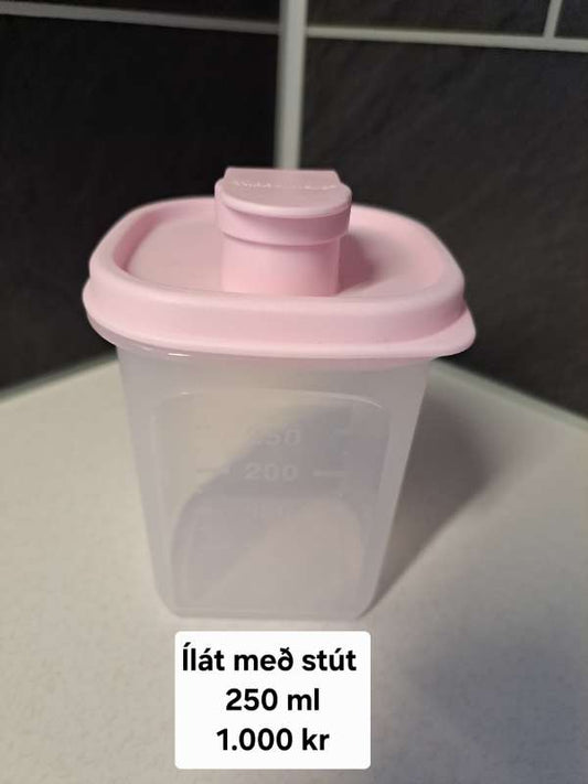 Ílát með stút