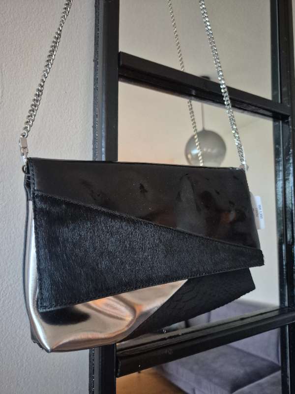 Karen Millen Veski