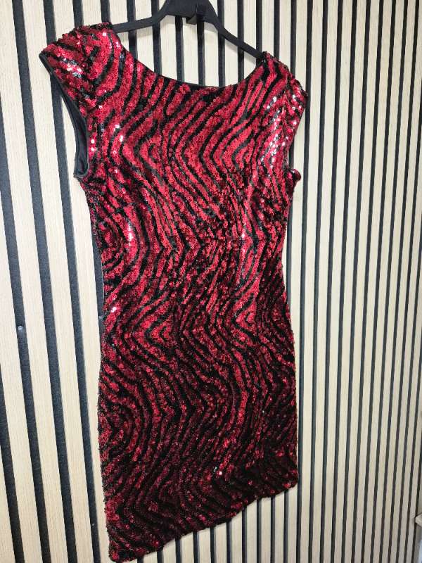 GUESS.Sequin Dress