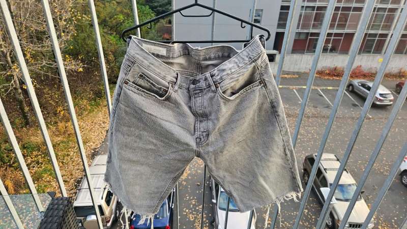 Stuttbuxur gráar Zara