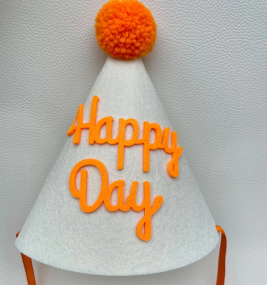Hat Felt Orange letter