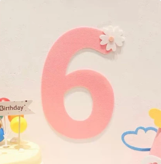 Daisy Felt Number 6