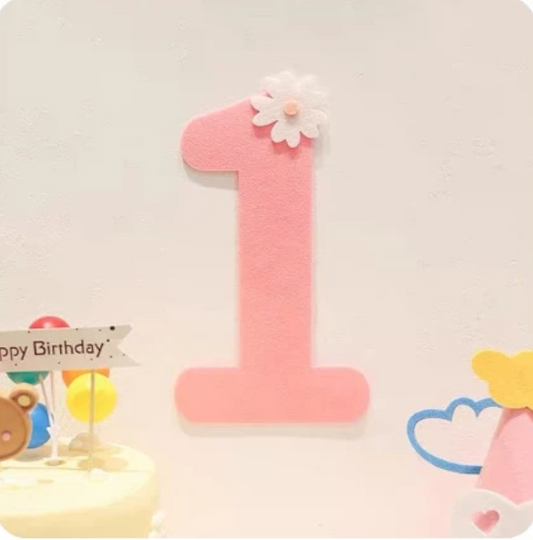 Daisy Felt Number 1