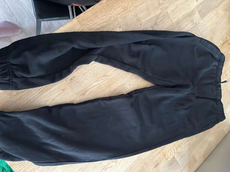 Svartar Zara joggingbuxur