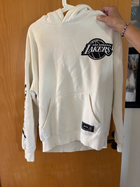 Lakers hettupeysa