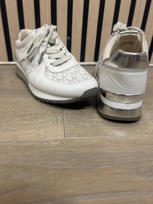 Strigaskór Michael Kors