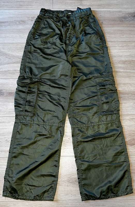 H&M Green Satin Pants