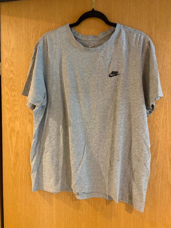 Nike - grár bolur