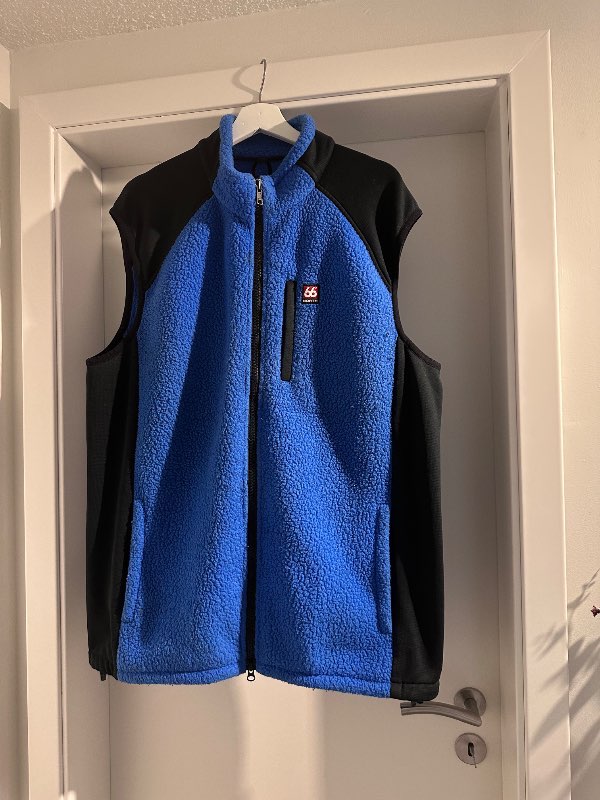 66Norður, Blátt Vesti