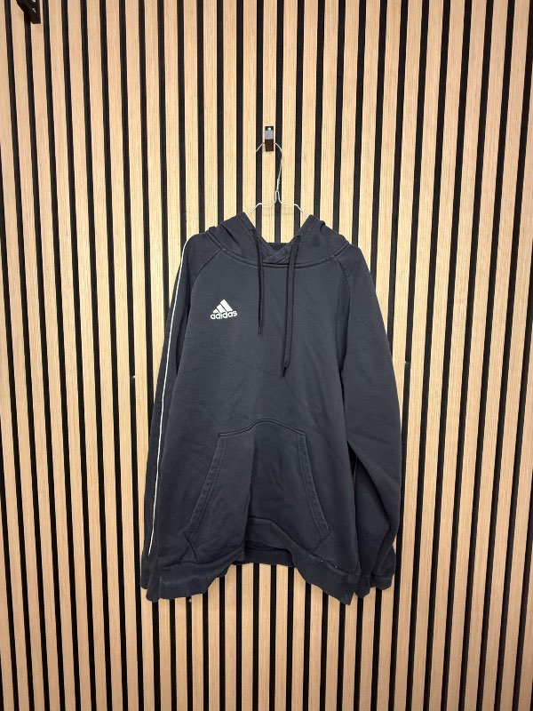 Adidas hettupeysa