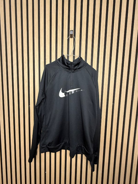 Nike peysa
