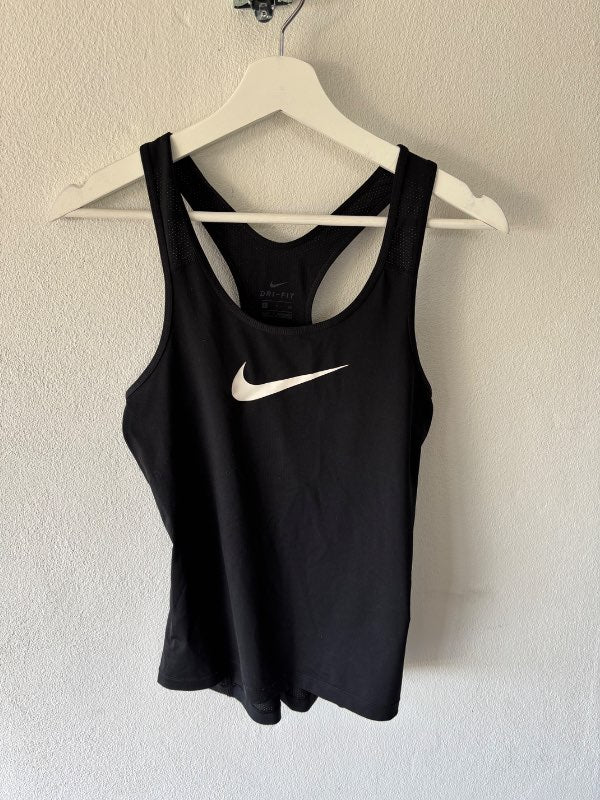 Nike toppur svartur