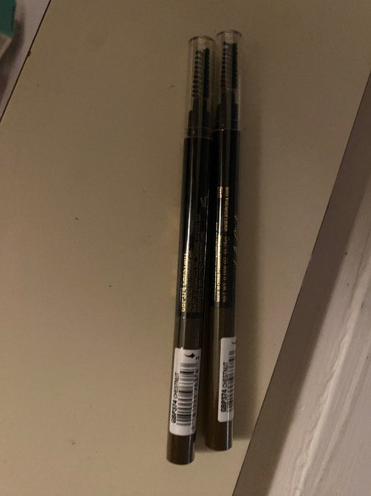 Eyebrow pencil chestnut