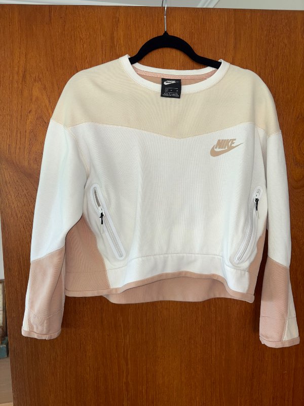 nike hvít og bleikur peysa