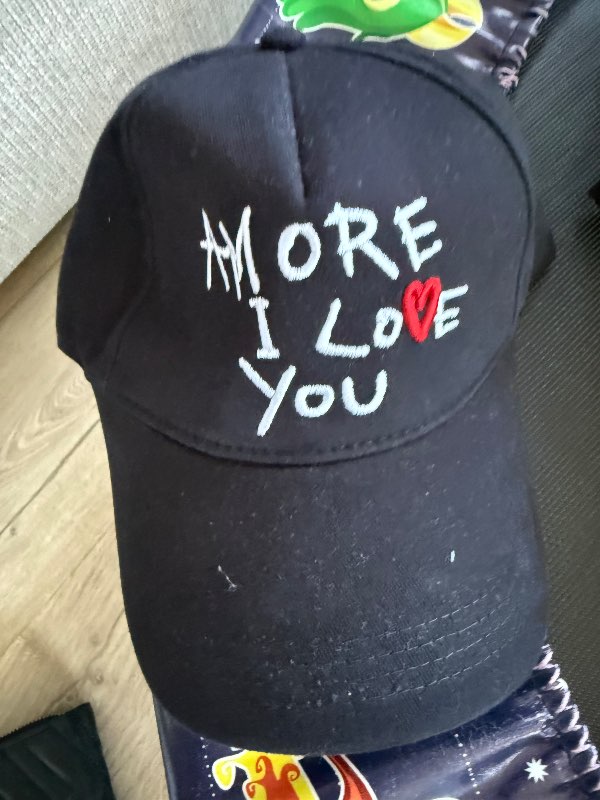 Amore cap