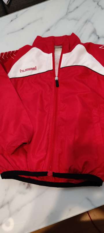 Hummel jakki