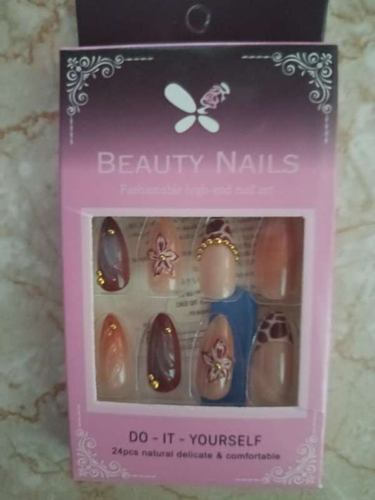 Beauty Nails 24.pcs 🌹