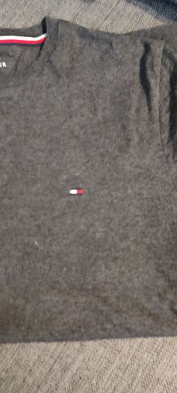 Tommy Hilfiger bolur