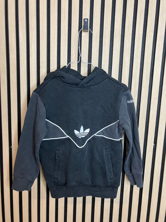 Peysa Adidas svört