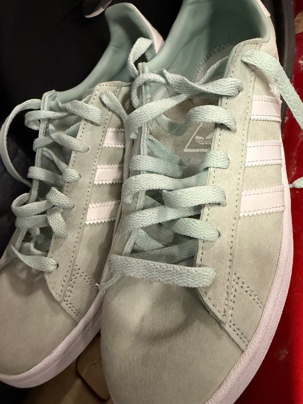 Adidas campus