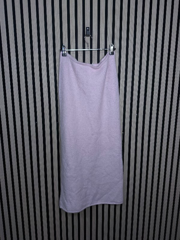 GinaTricot, Bleikt Ullar Pils