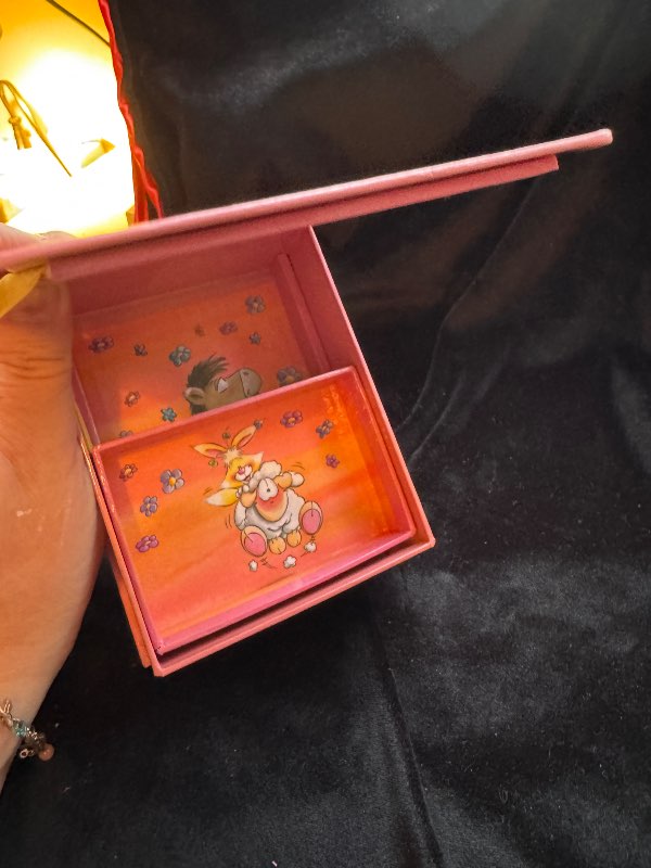 Diddle box