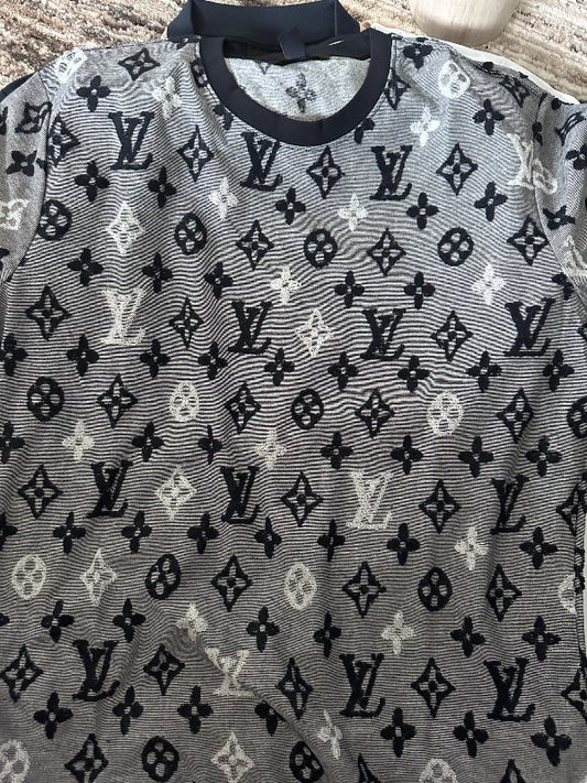 LV T-shirt