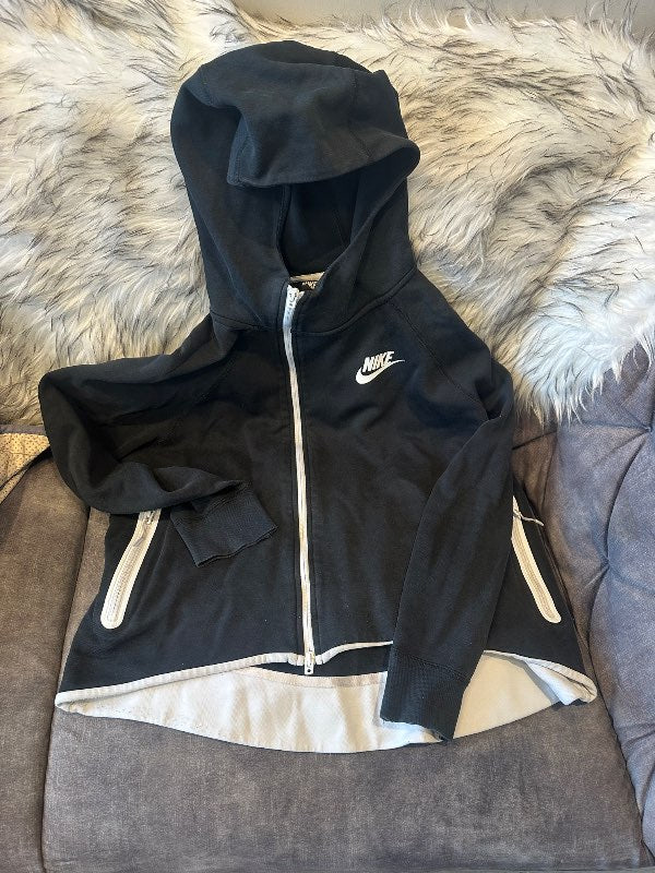Nike peysa rennd L svört