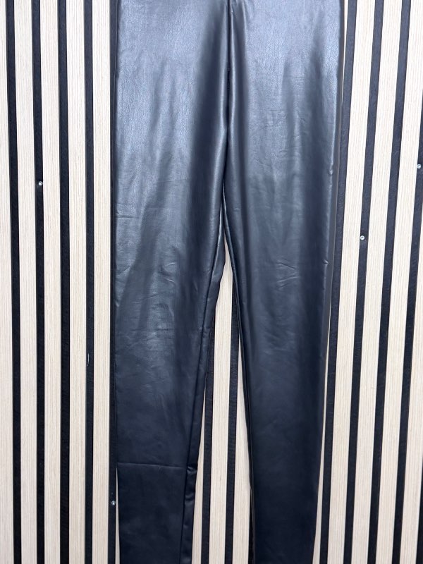 Fashion Nova leggings