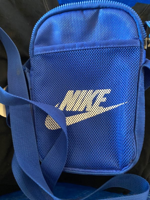 Nike taska