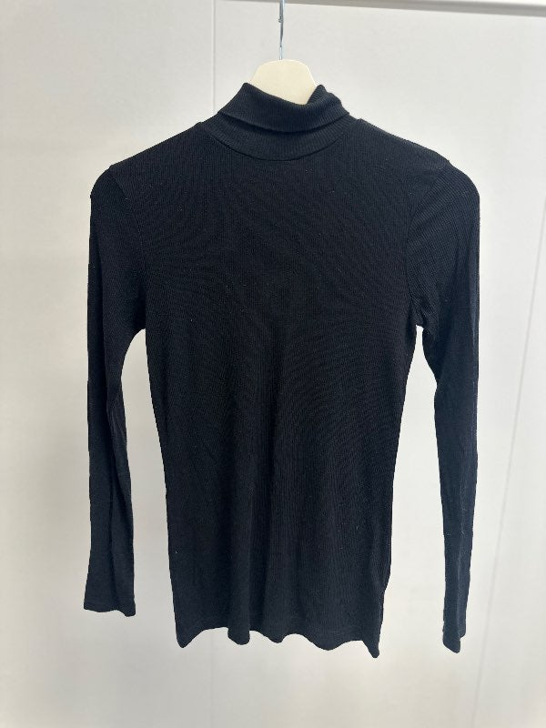 Rúllukragapeysa svört