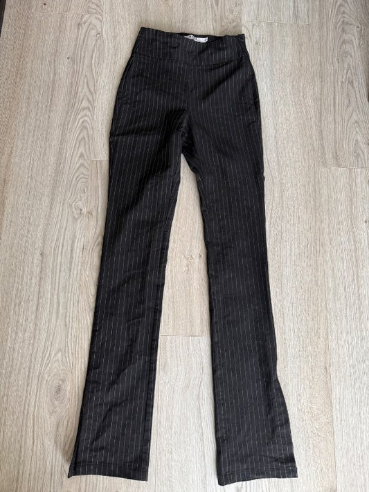 NA-KD striped jakkafatabuxur
