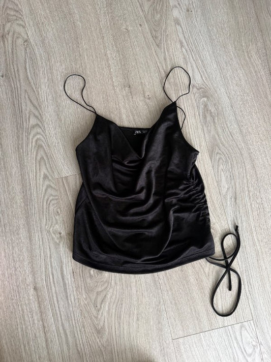 Zara Toppur svartur