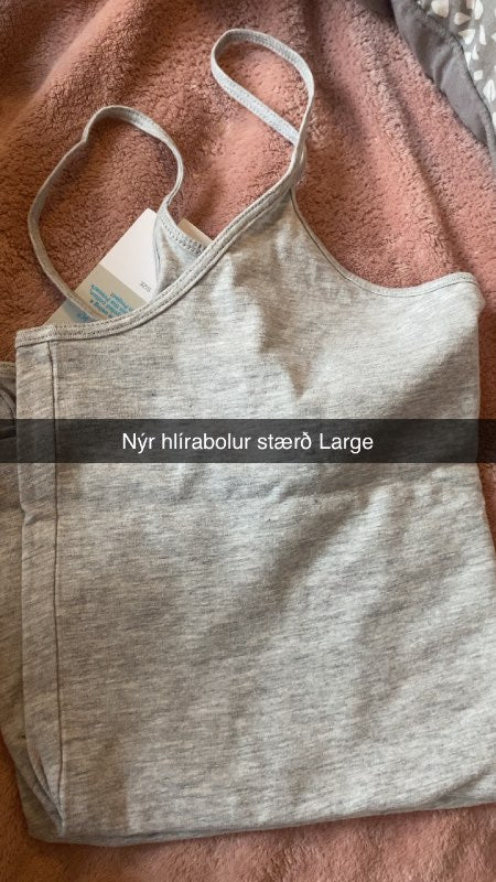 Nýr hlírabolur