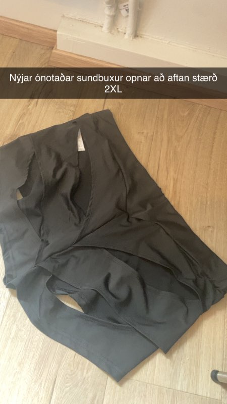 Nýjar sundbuxur opnar að aftan