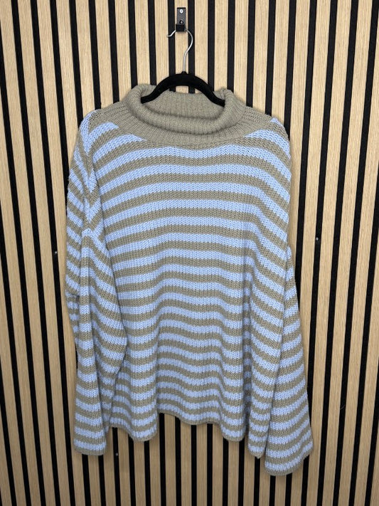 Asos oversized peysa