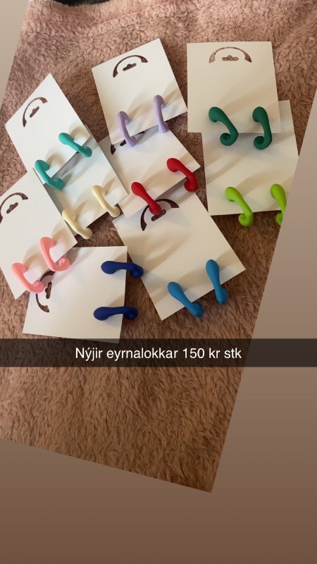 Nýjir eyrnalokkar margar teg..