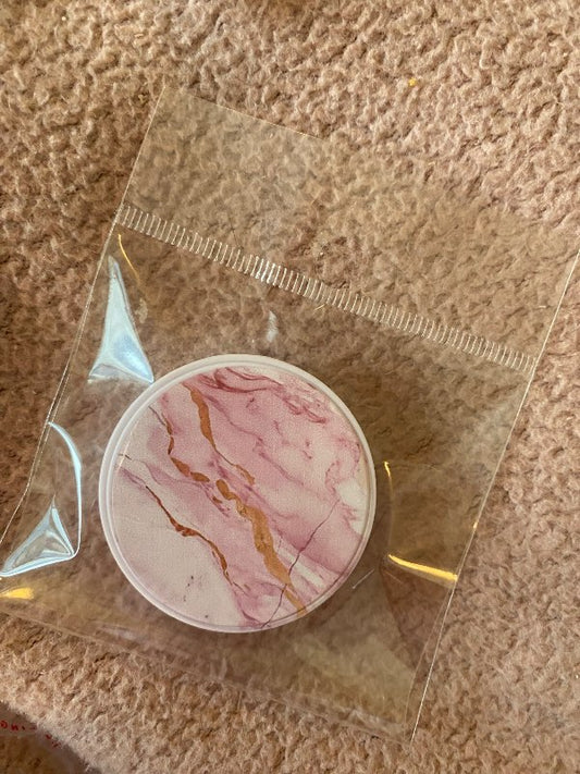 New pop socket