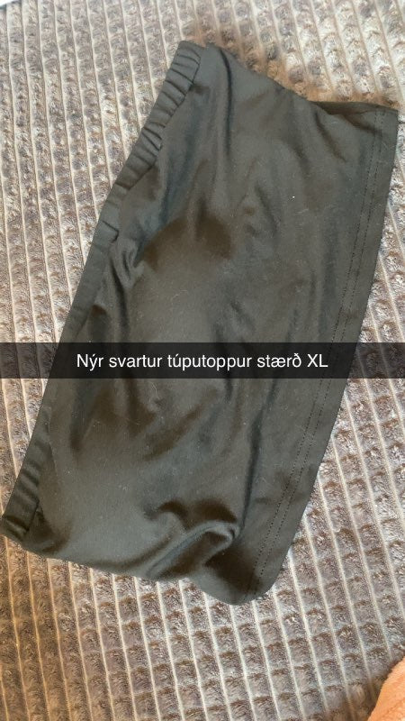 Nýr svartur túputoppur
