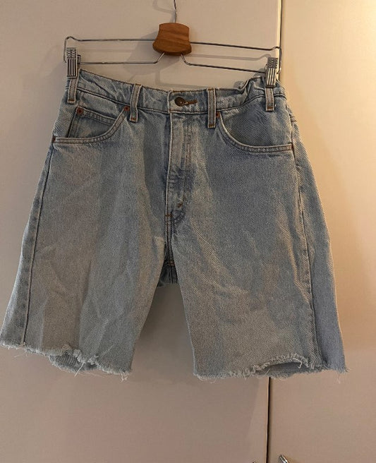 Levis stuttbuxur