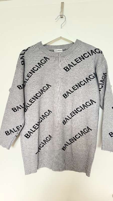 Balenciaga Peysa Grey